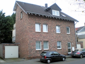 Solides Anlageobjekt – Dreifamilienhaus, 52249 Eschweiler, Mehrfamilienhaus